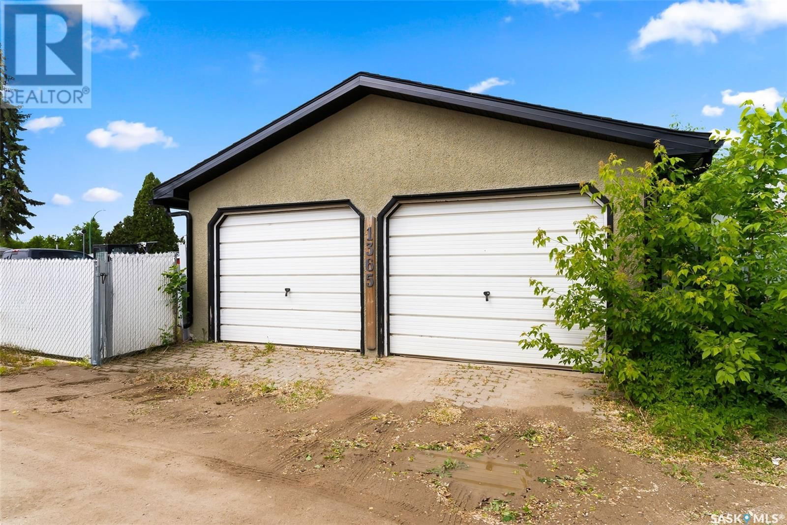 1365 RUPERT STREET Image 30