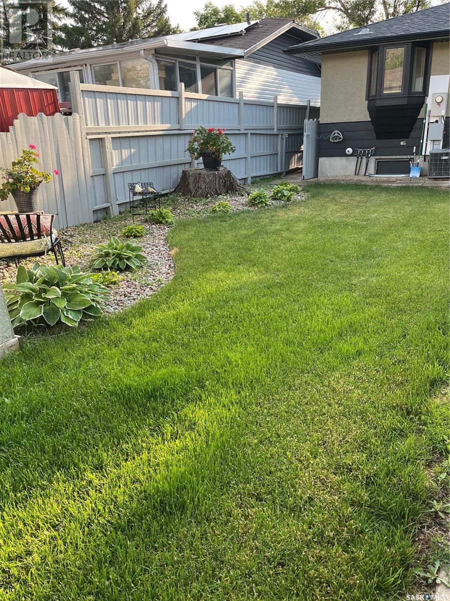 1365 RUPERT STREET Image 36