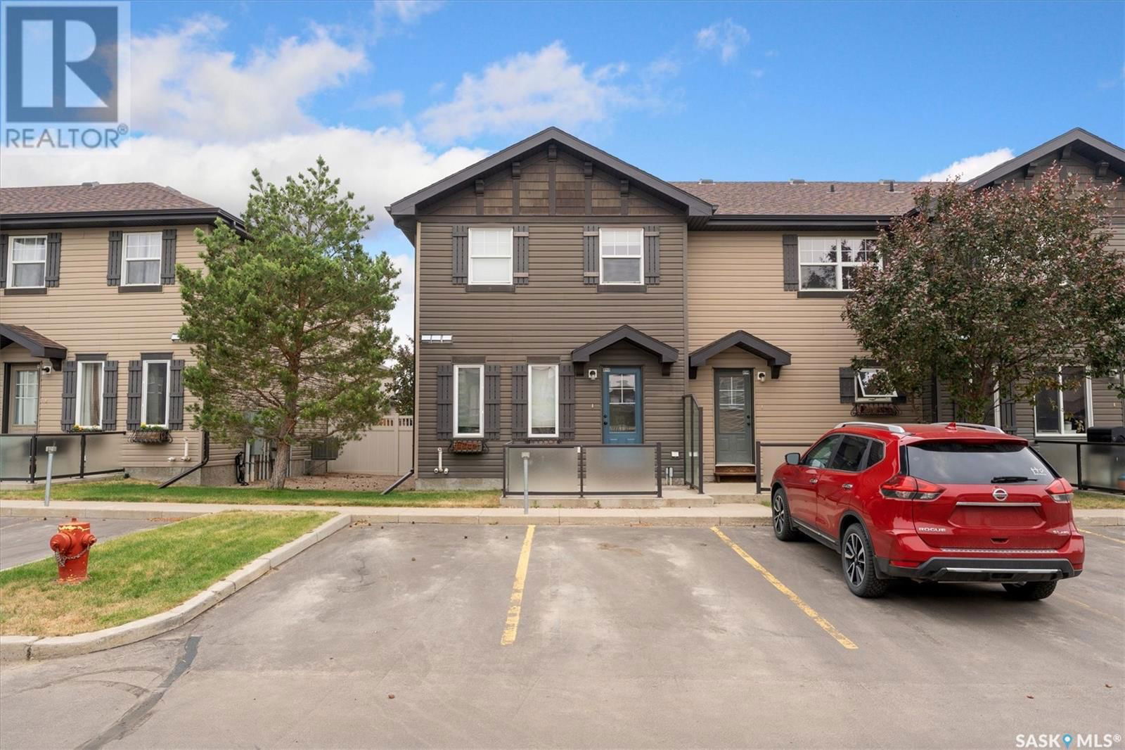 212 LANGLOIS WAY Image 27