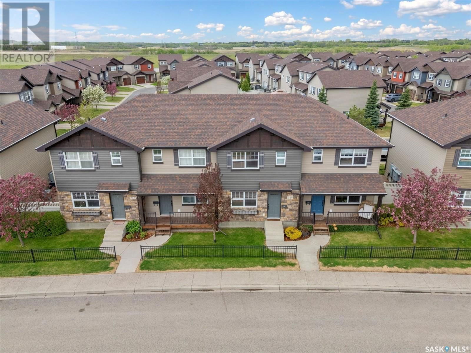 212 LANGLOIS WAY Image 29