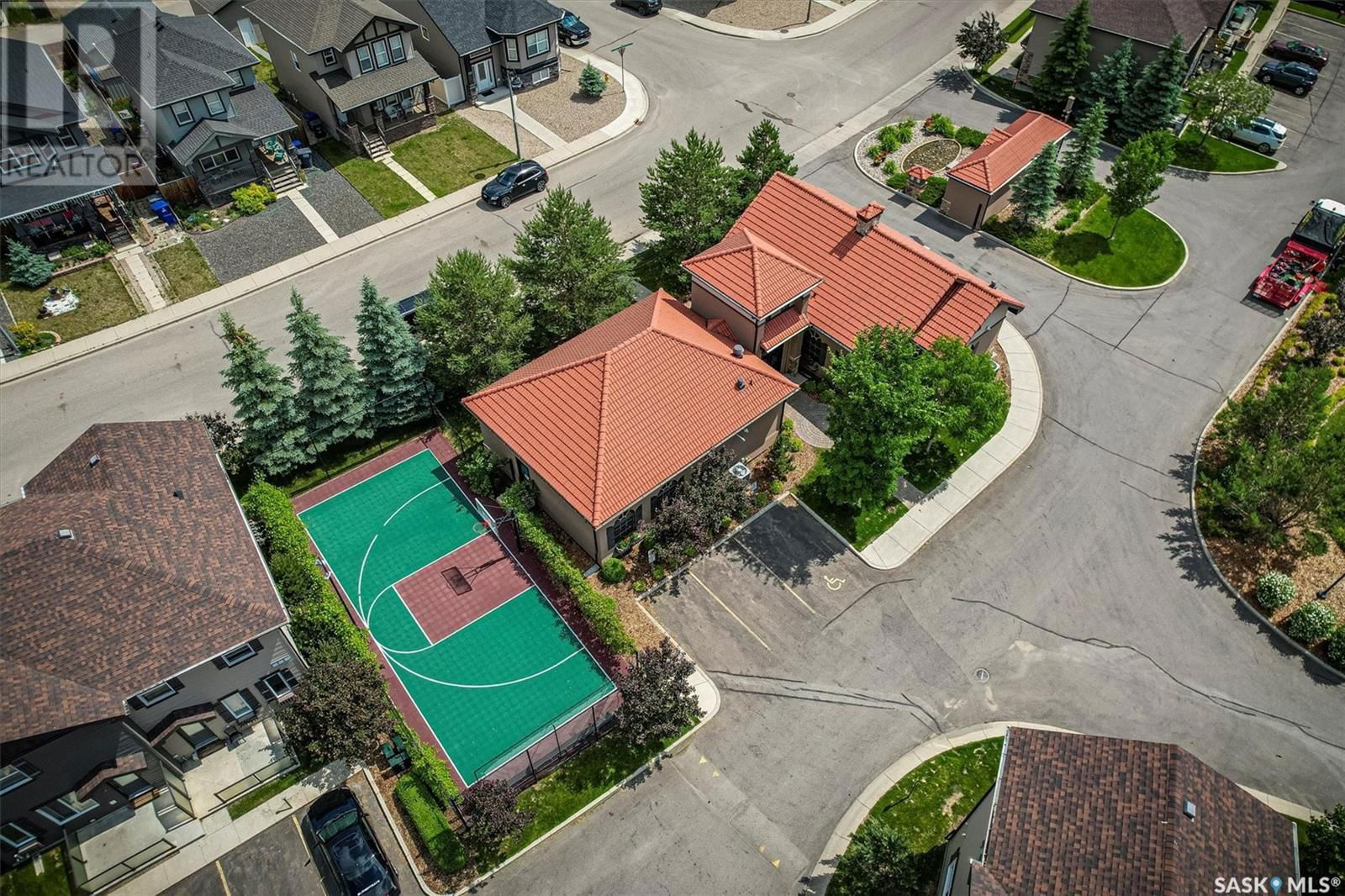 212 LANGLOIS WAY Image 36