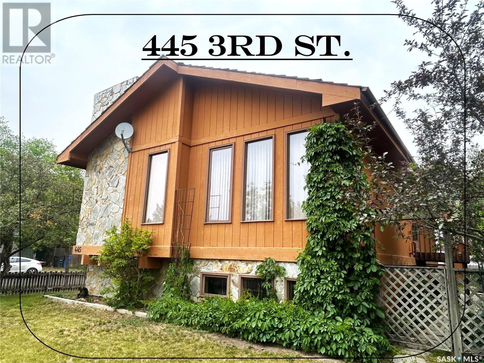 445 3RD STREET Image 1