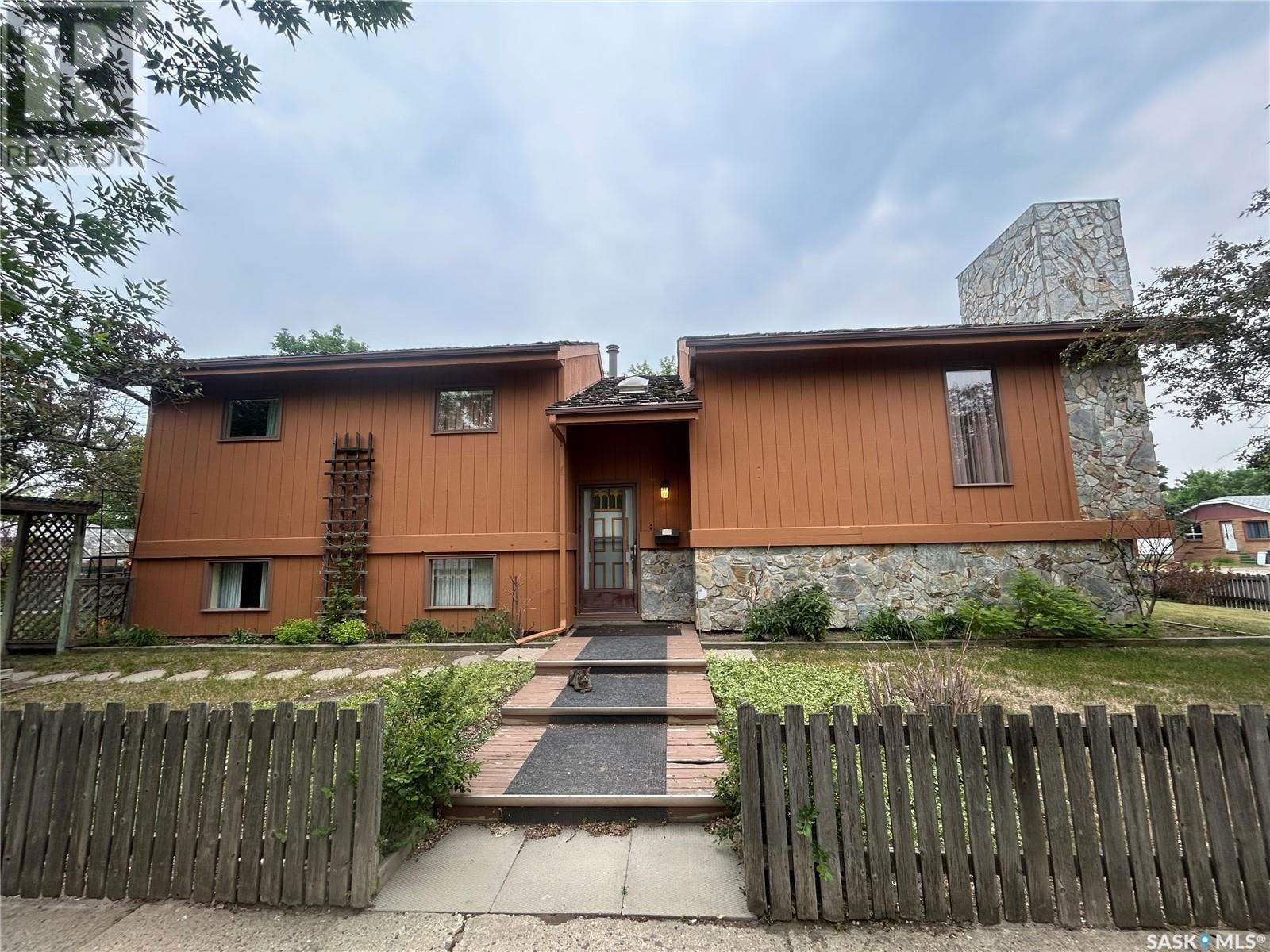 445 3RD STREET Image 2