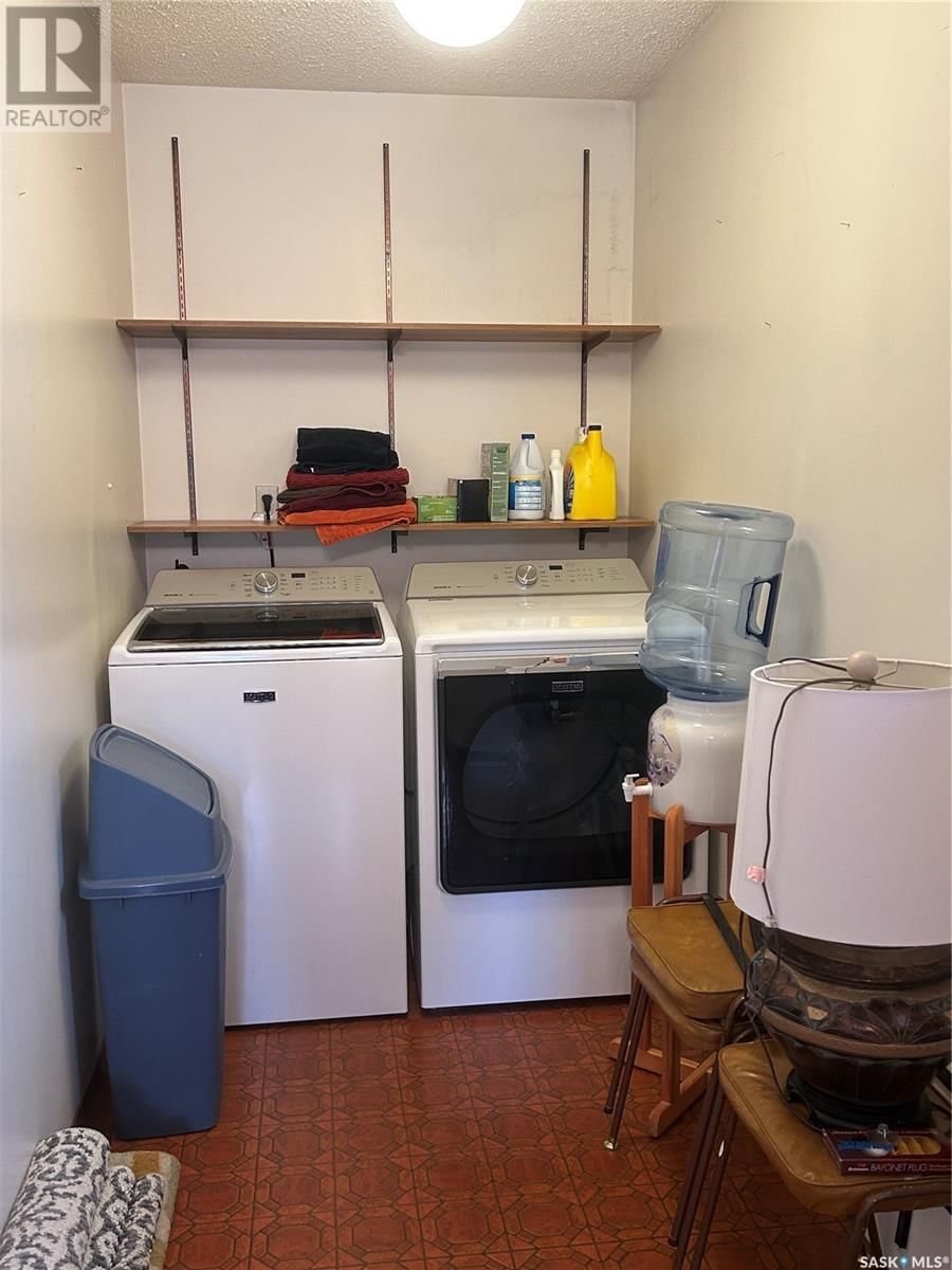 445 3RD STREET Image 24