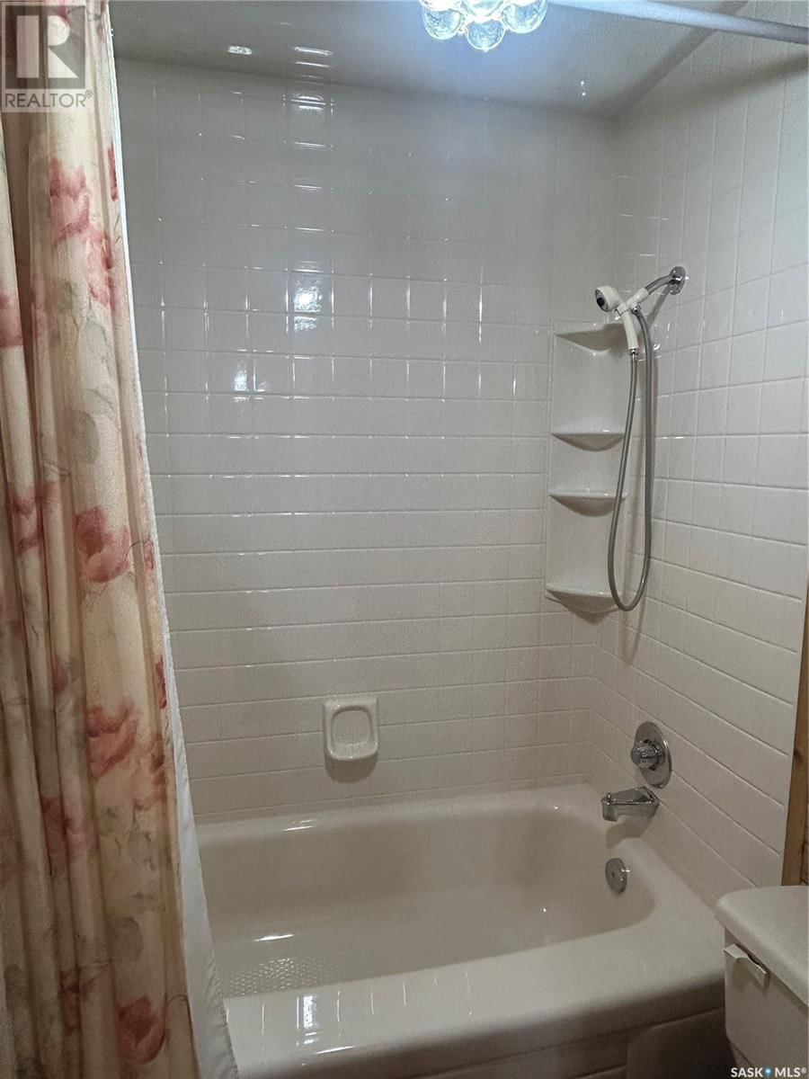 445 3RD STREET Image 27