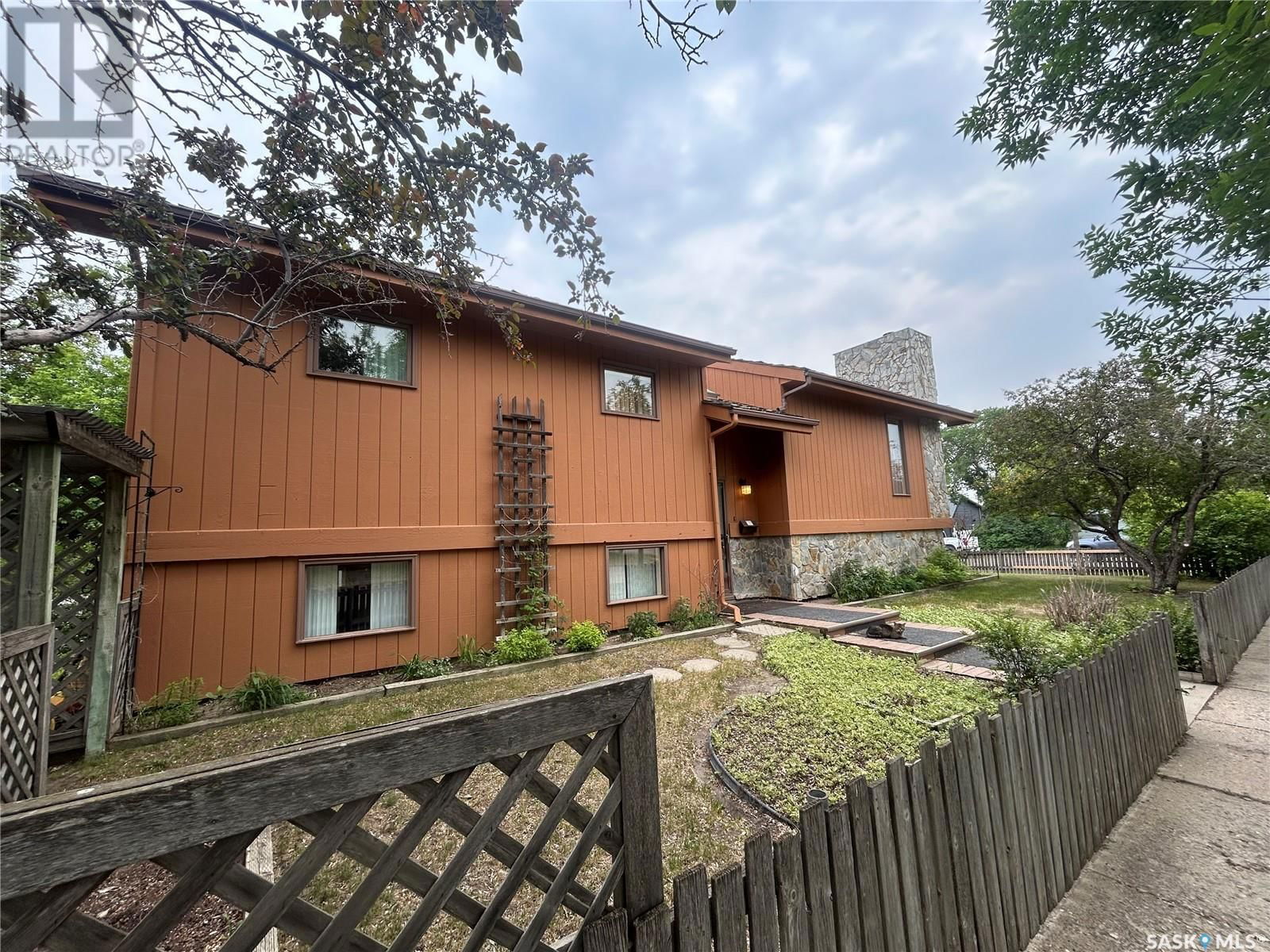 445 3RD STREET Image 3