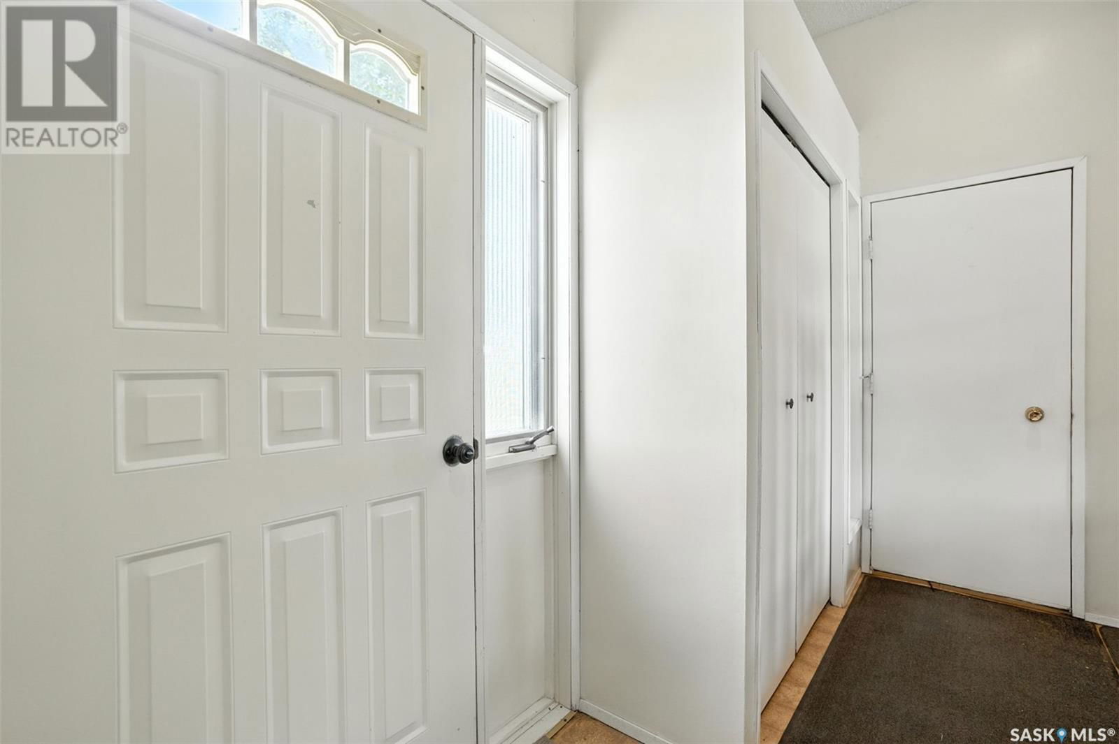 109 RAILWAY AVENUE Image 3