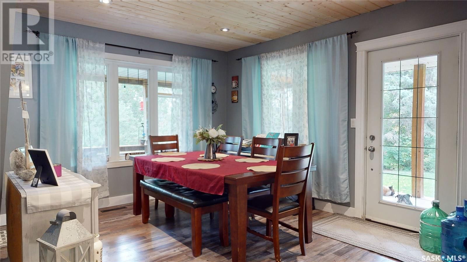 FORREST ACREAGE Image 15