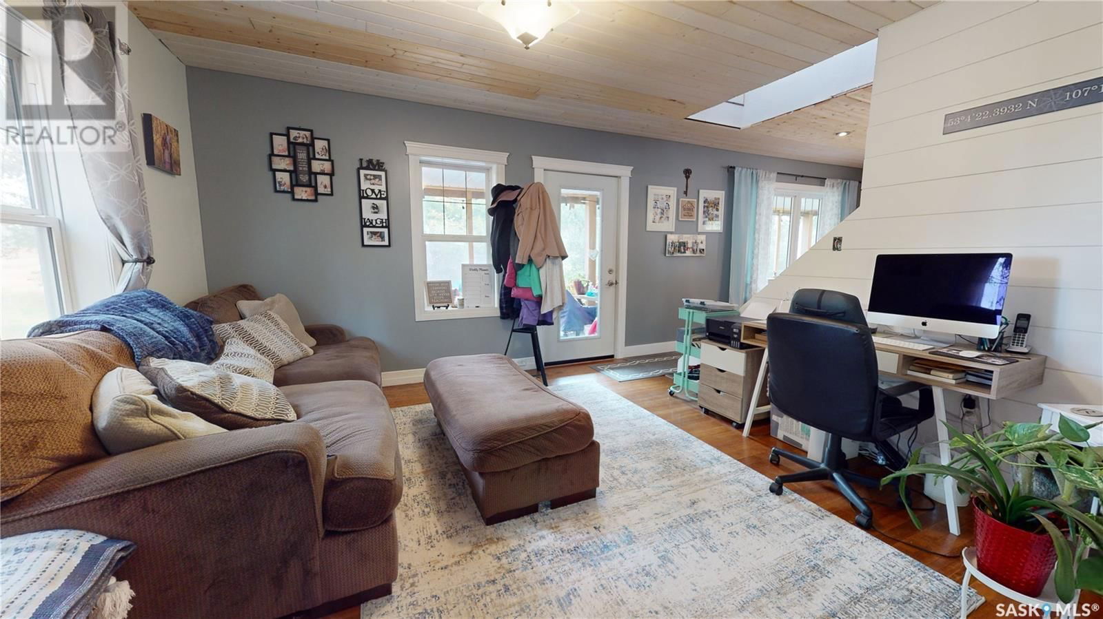 FORREST ACREAGE Image 16