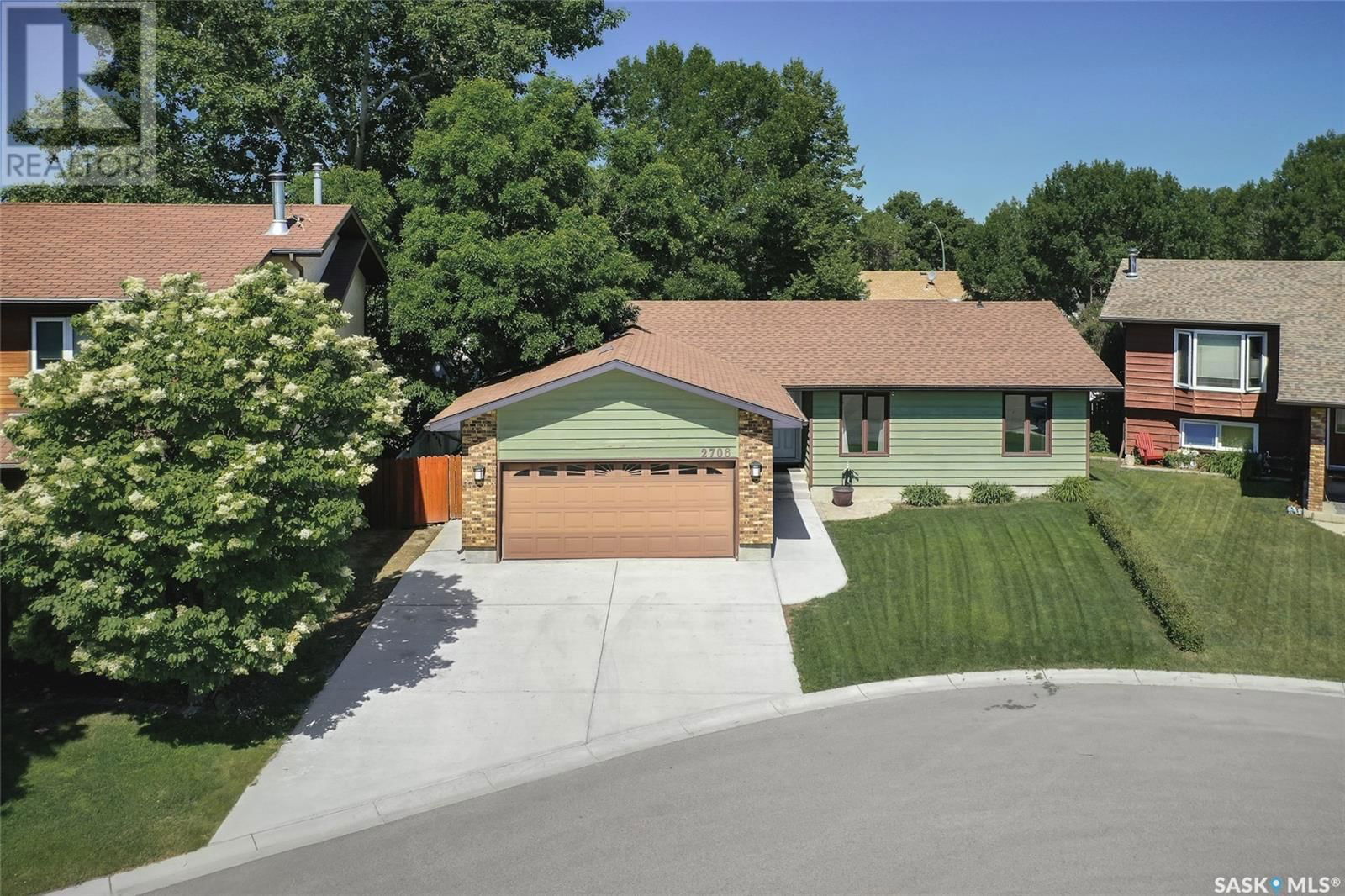 2706 MCKEOWN PLACE Image 1