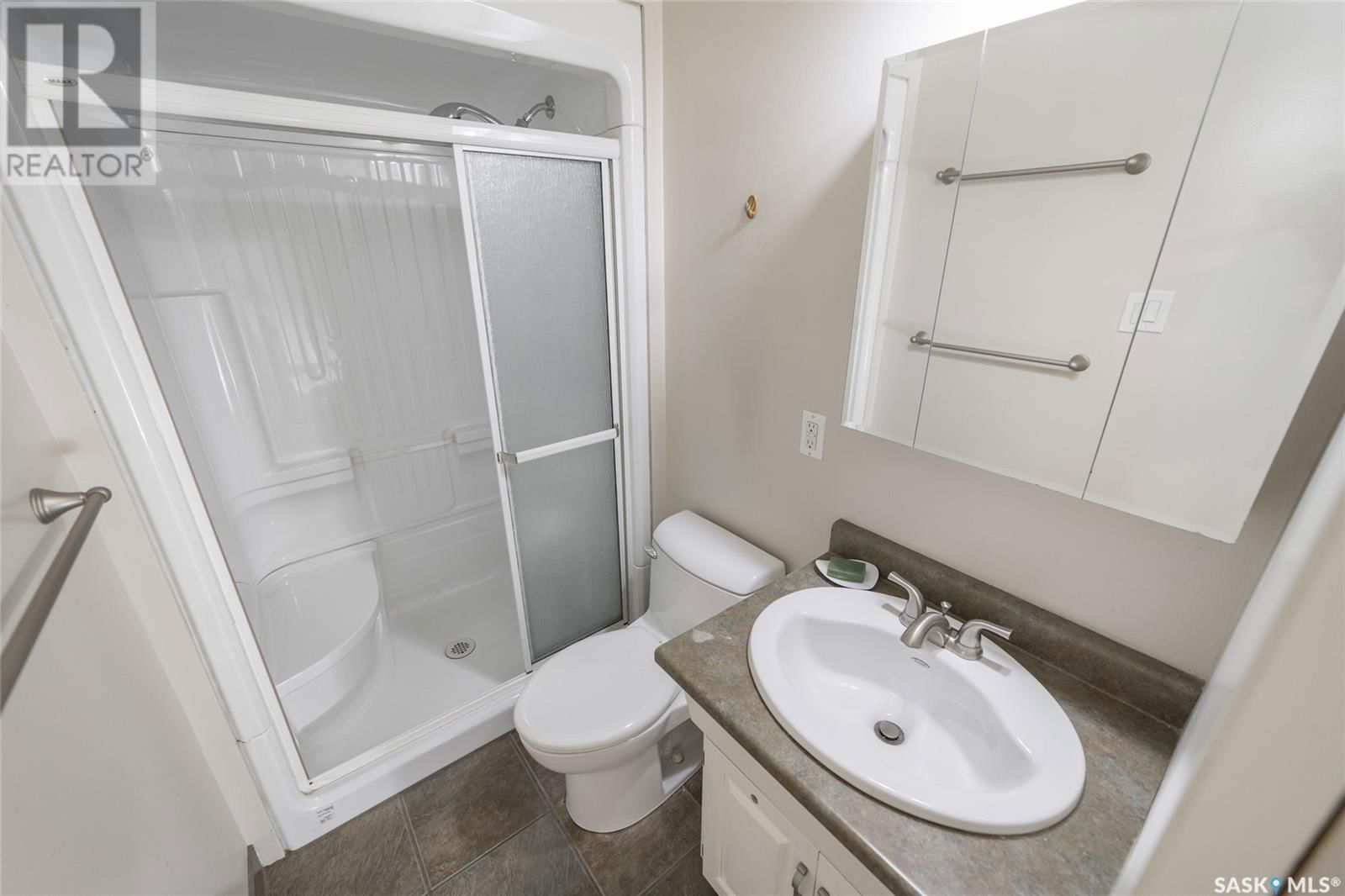 2706 MCKEOWN PLACE Image 21