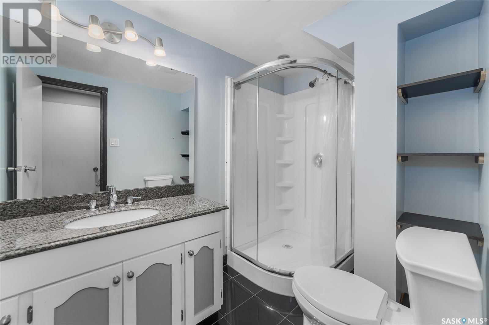 2706 MCKEOWN PLACE Image 31