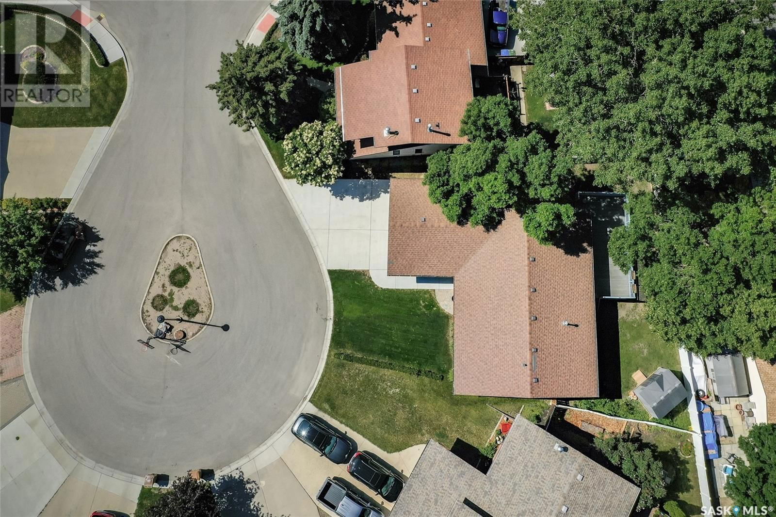 2706 MCKEOWN PLACE Image 41