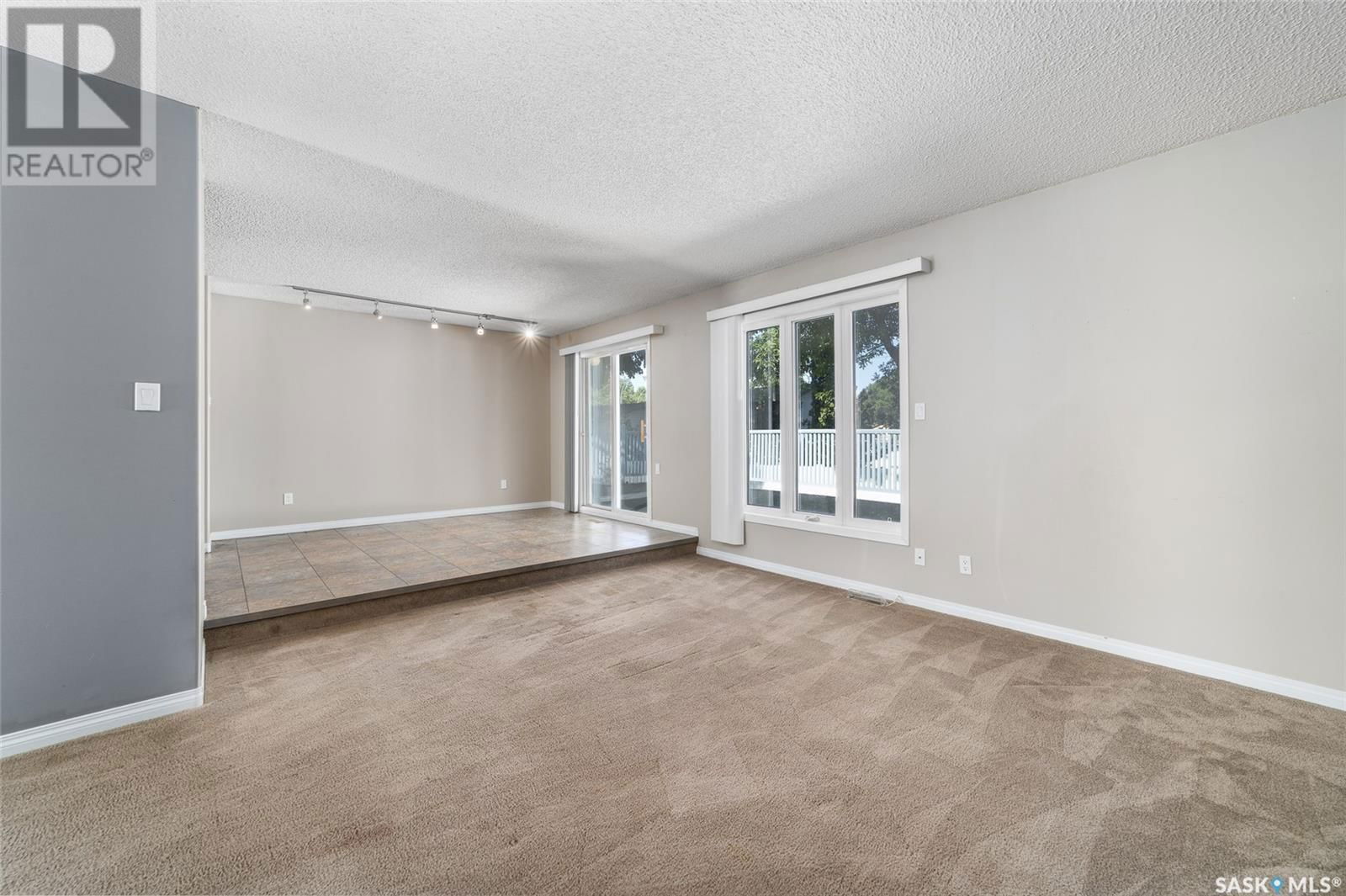 2706 MCKEOWN PLACE Image 7
