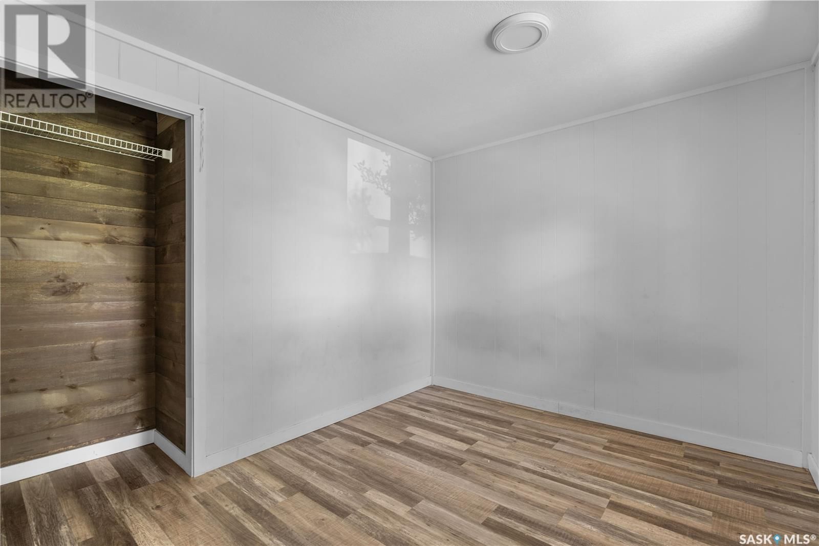 368 ROSE STREET Image 10