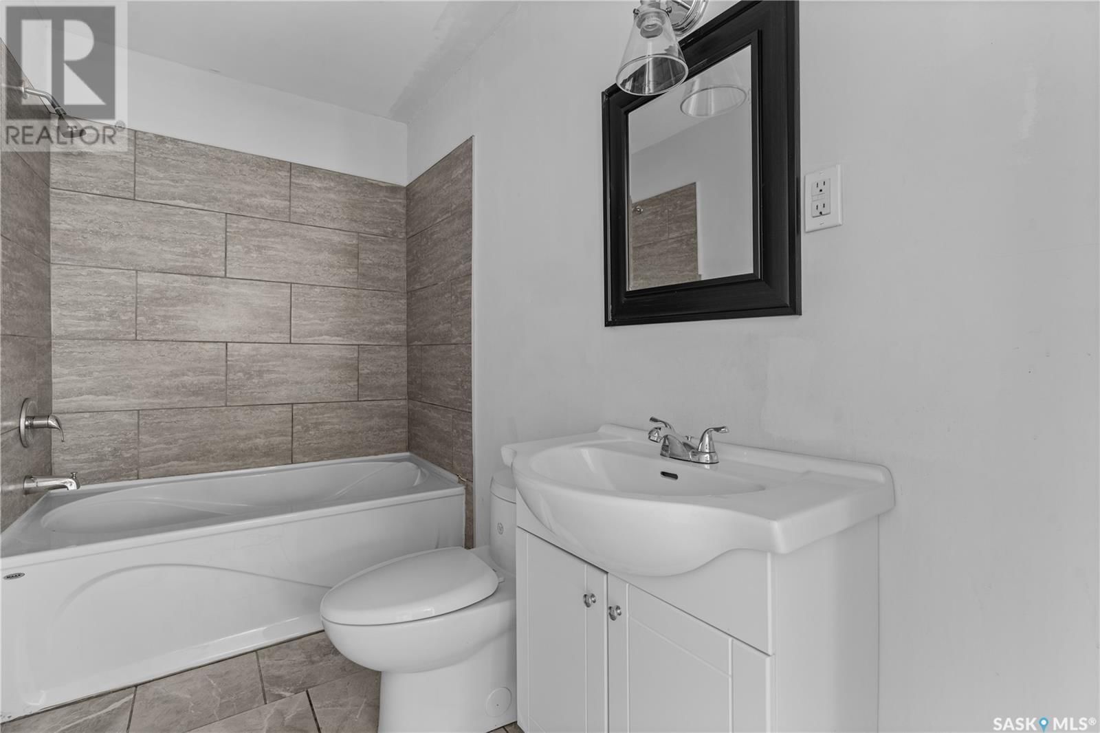 368 ROSE STREET Image 12