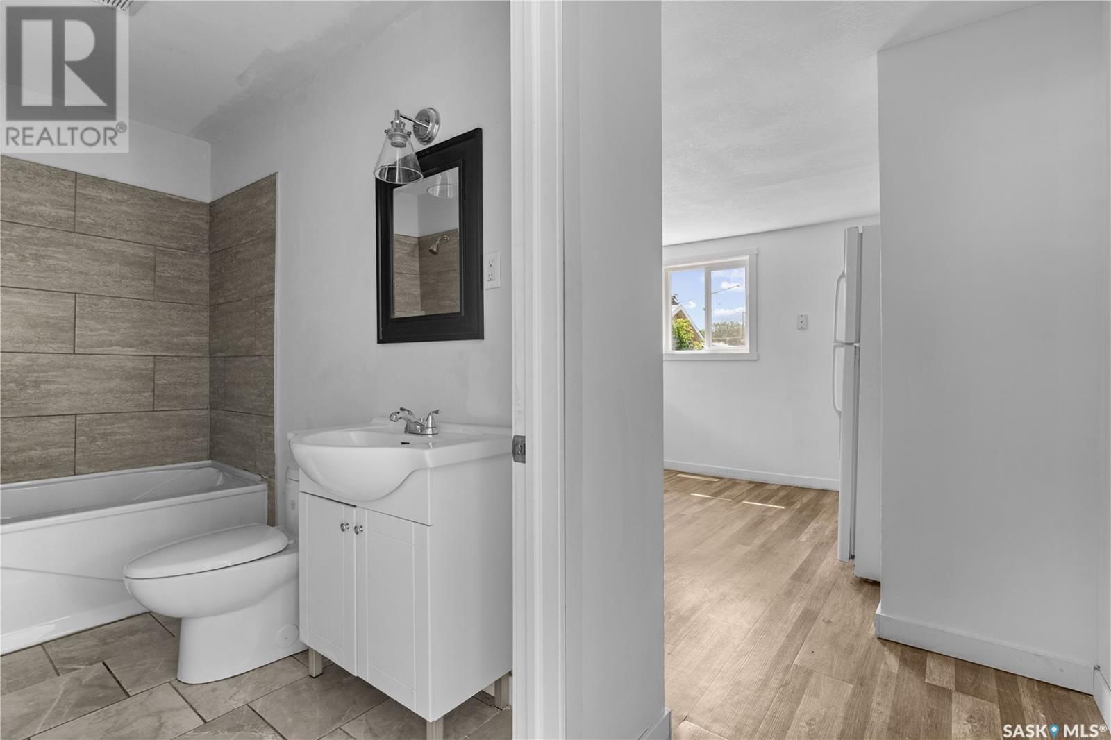 368 ROSE STREET Image 13