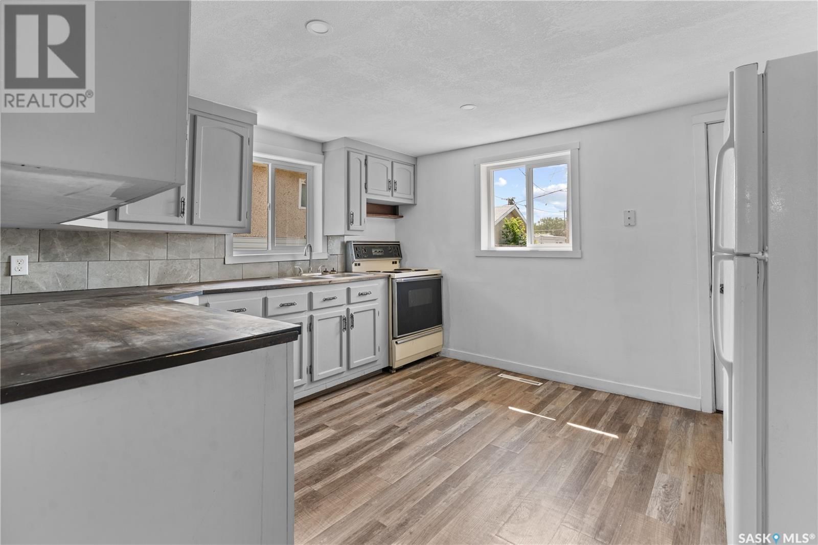 368 ROSE STREET Image 14