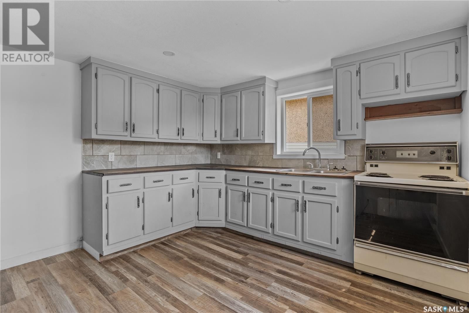 368 ROSE STREET Image 16