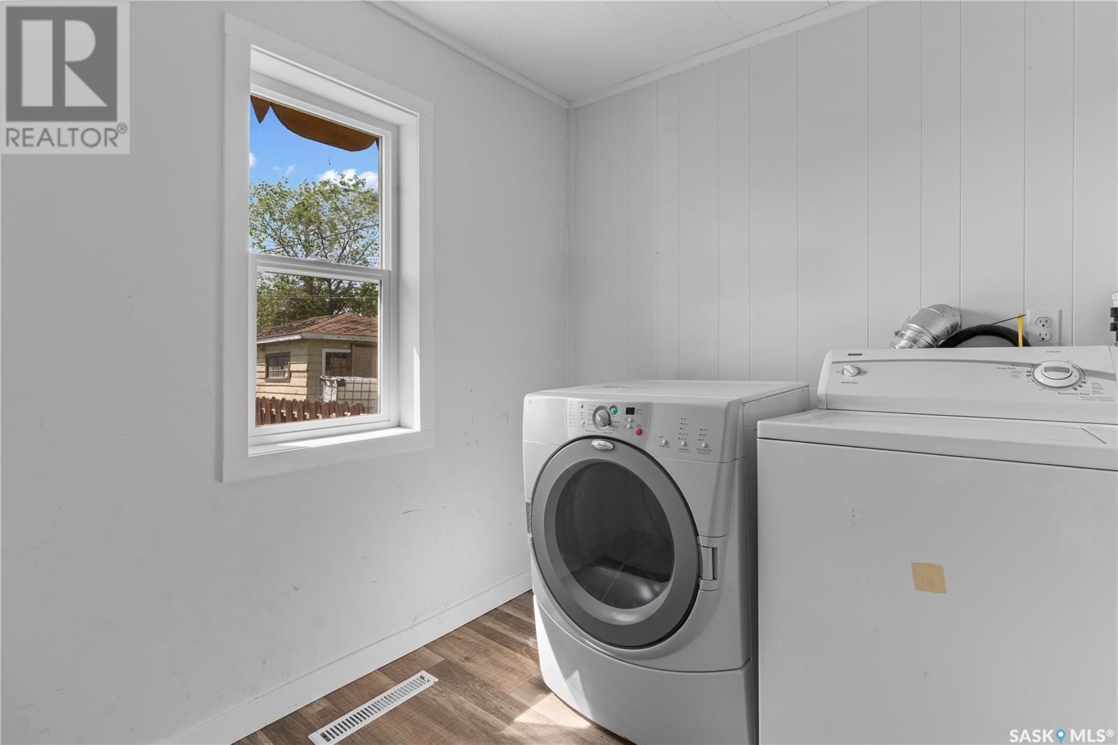 368 ROSE STREET Image 23