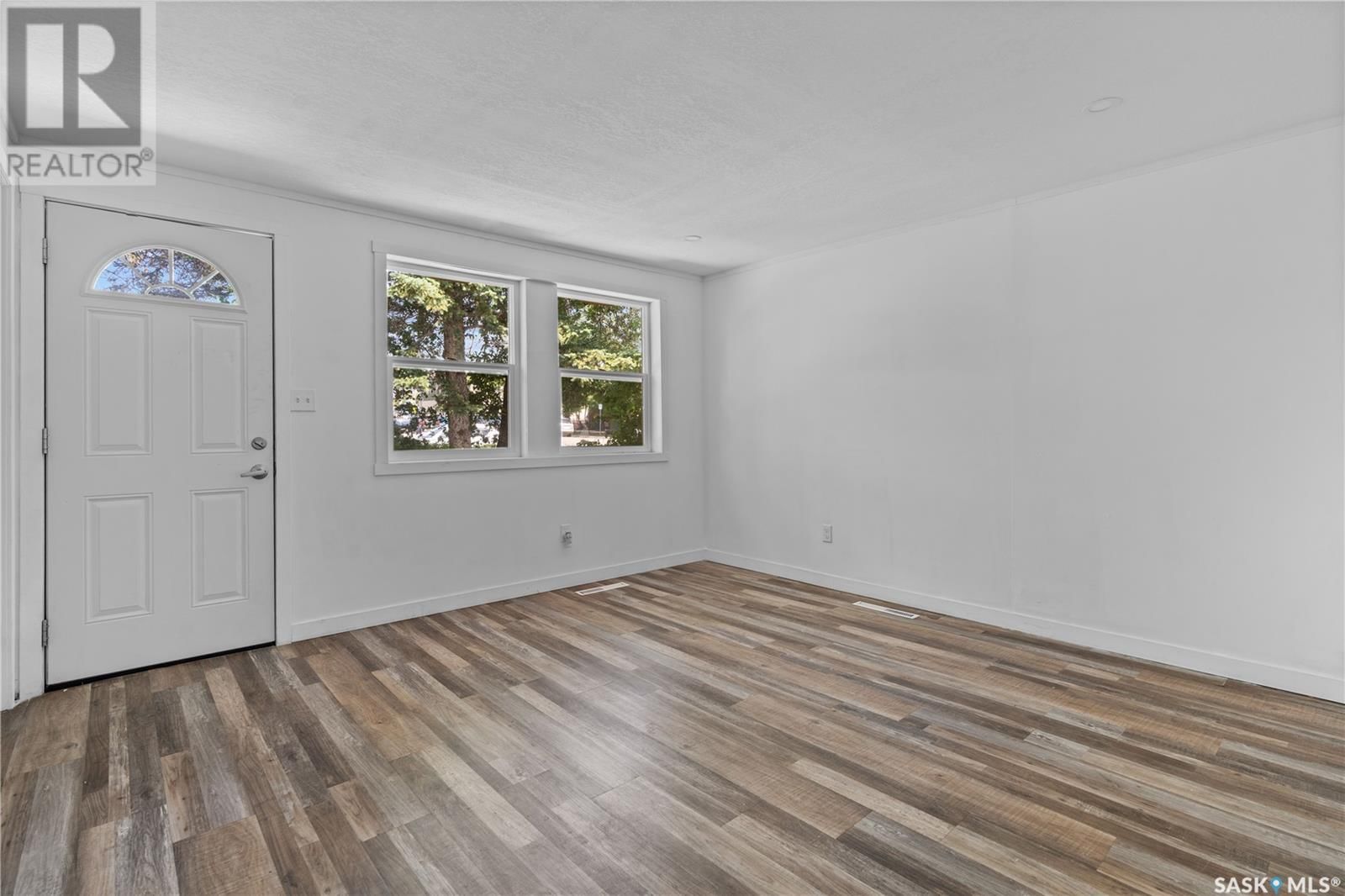 368 ROSE STREET Image 5