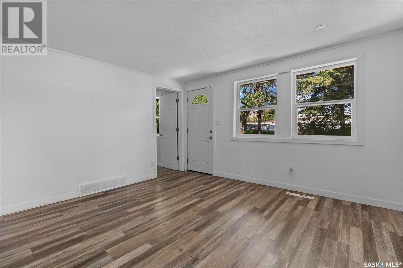 368 ROSE STREET Image 7