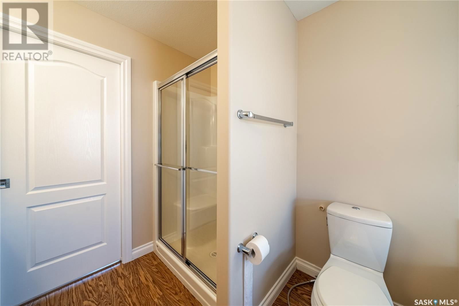 5677 GLIDE CRESCENT Image 34