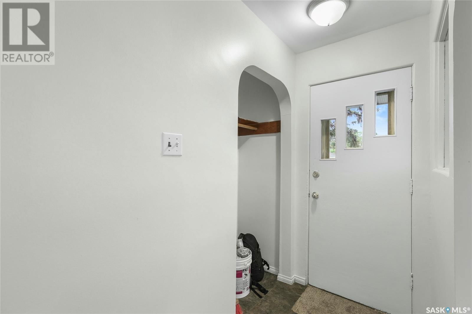 760 HORACE STREET Image 10