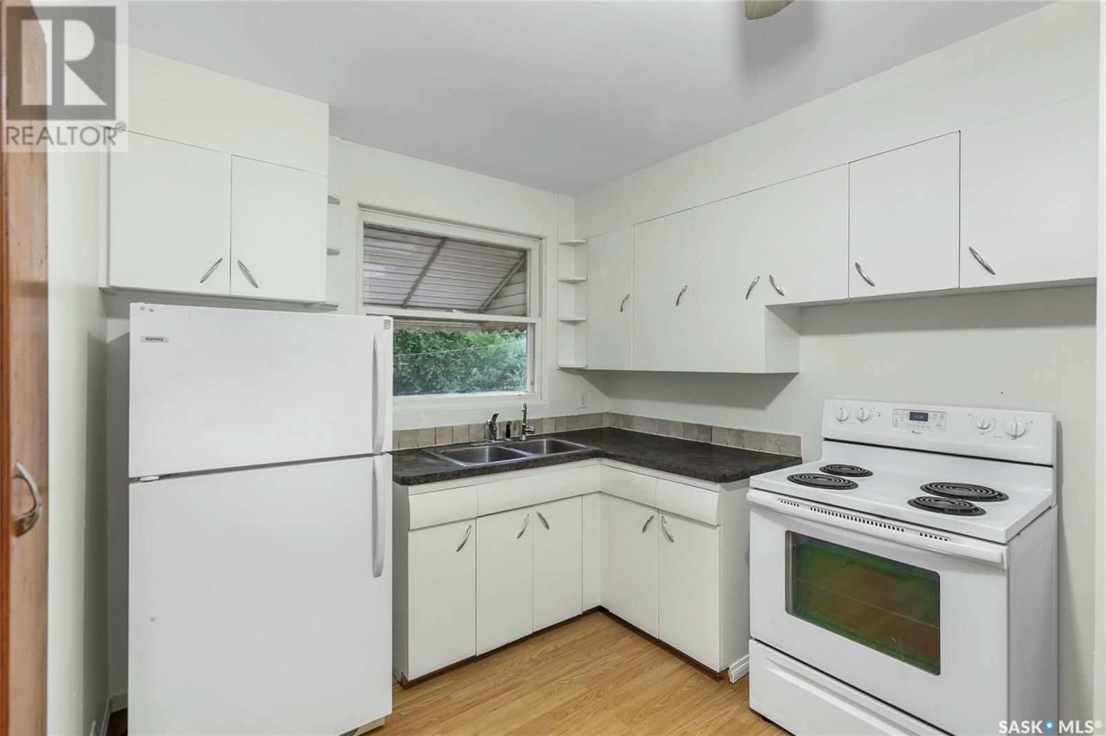 760 HORACE STREET Image 15