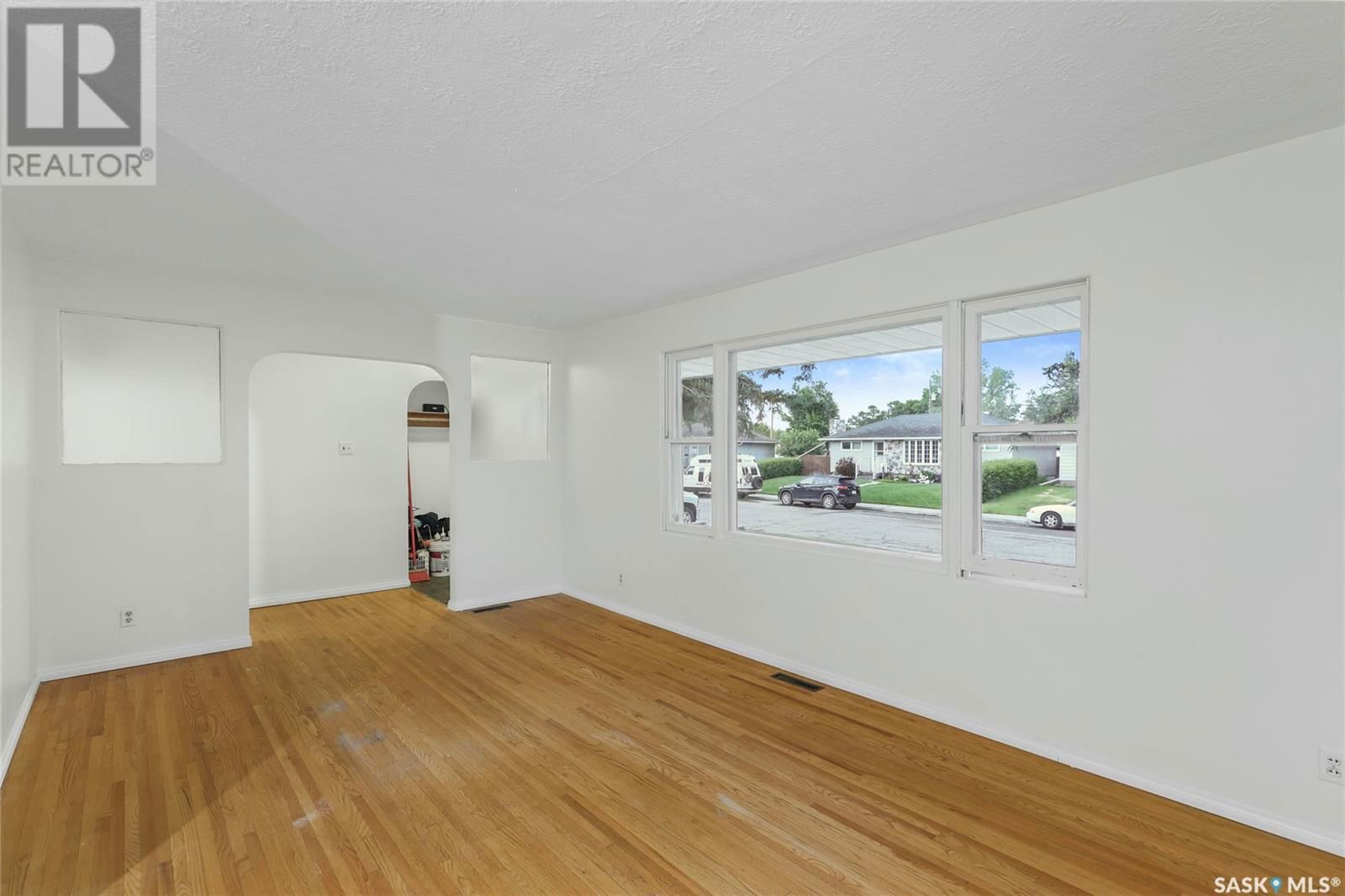 760 HORACE STREET Image 17