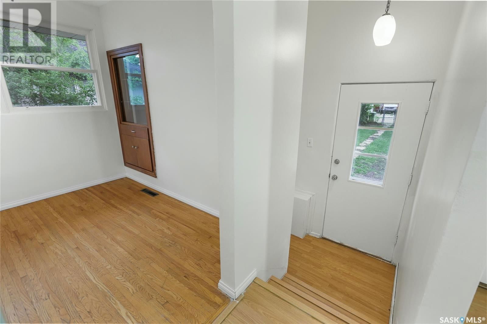 760 HORACE STREET Image 19
