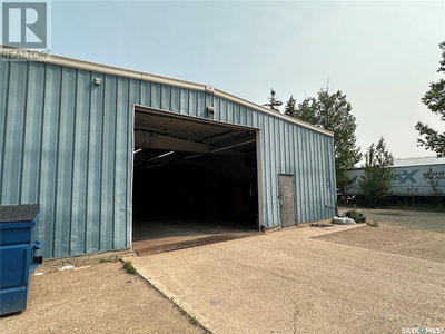 Image #1 of Commercial for Sale at 464 Broadway, Yorkton, Saskatchewan