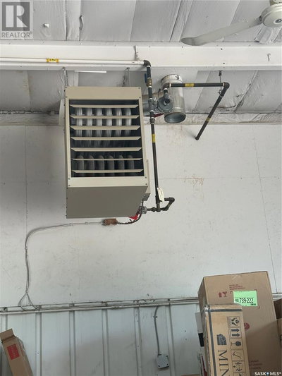 Image #1 of Commercial for Sale at 464 Broadway, Yorkton, Saskatchewan