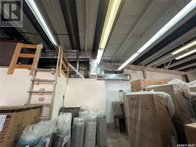 Image #1 of Commercial for Sale at 464 Broadway, Yorkton, Saskatchewan
