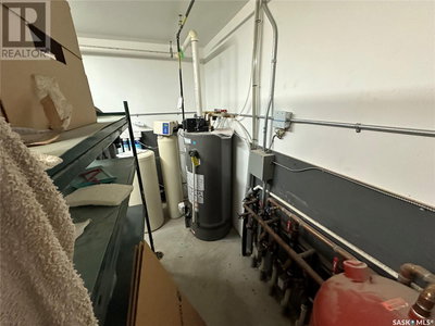 Image #1 of Commercial for Sale at 464 Broadway, Yorkton, Saskatchewan