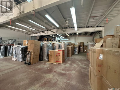 Image #1 of Commercial for Sale at 464 Broadway, Yorkton, Saskatchewan