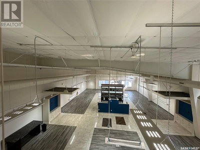 Image #1 of Commercial for Sale at 464 Broadway, Yorkton, Saskatchewan