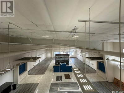 Image #1 of Commercial for Sale at 464 Broadway, Yorkton, Saskatchewan