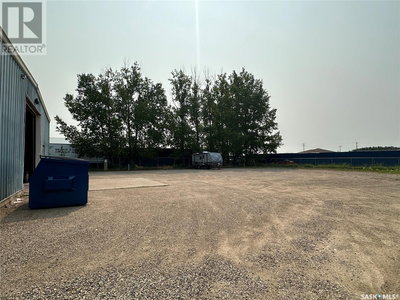 Image #1 of Commercial for Sale at 464 Broadway, Yorkton, Saskatchewan