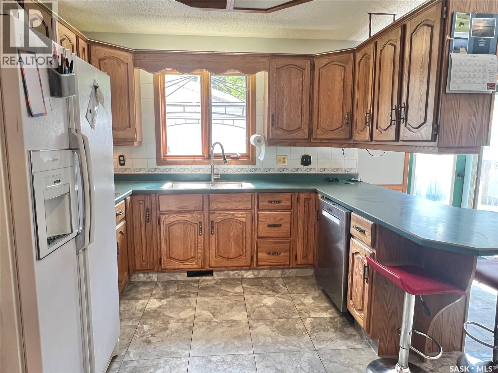 10 BIRCH STREET Image 13