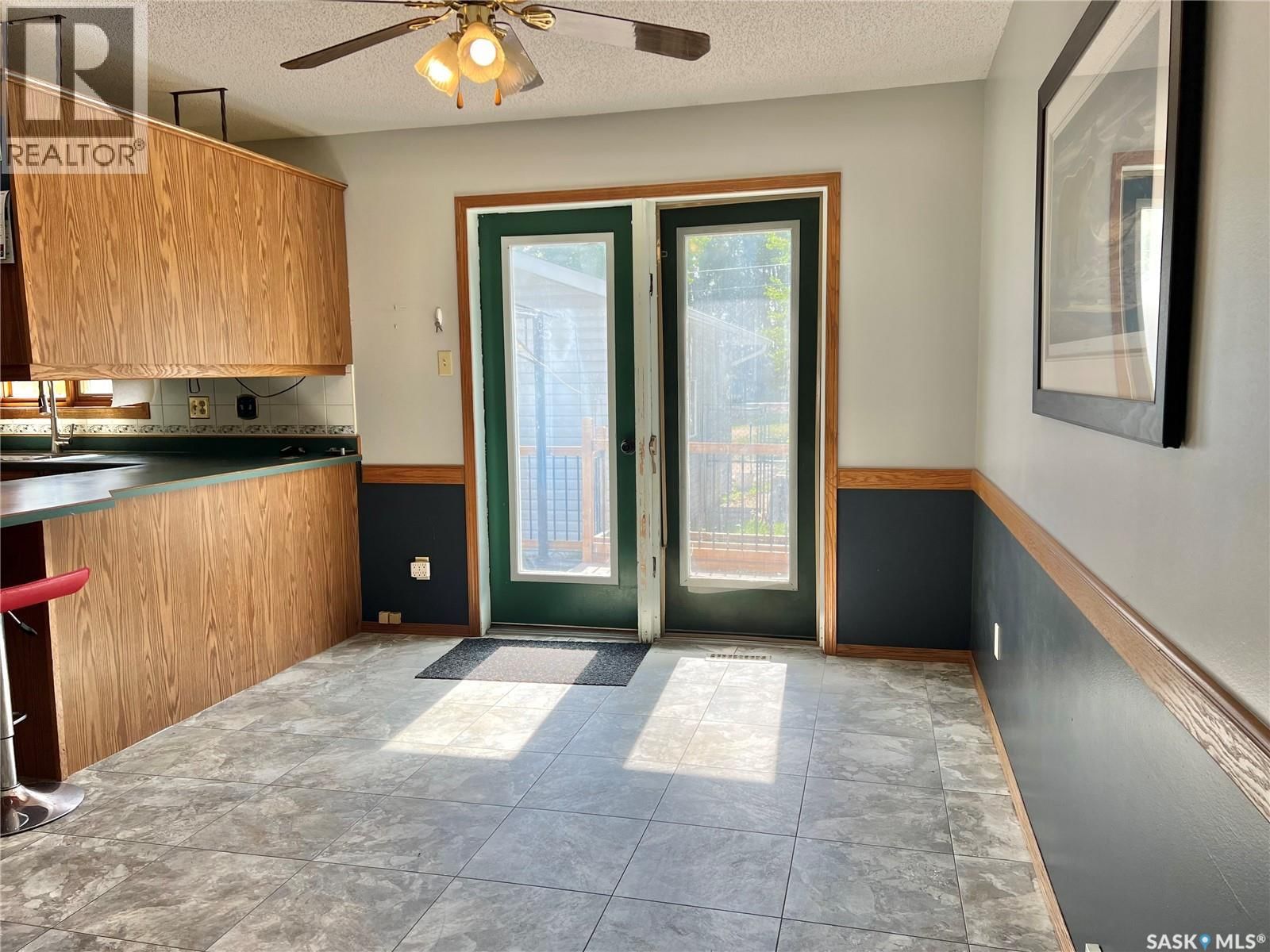 10 BIRCH STREET Image 16