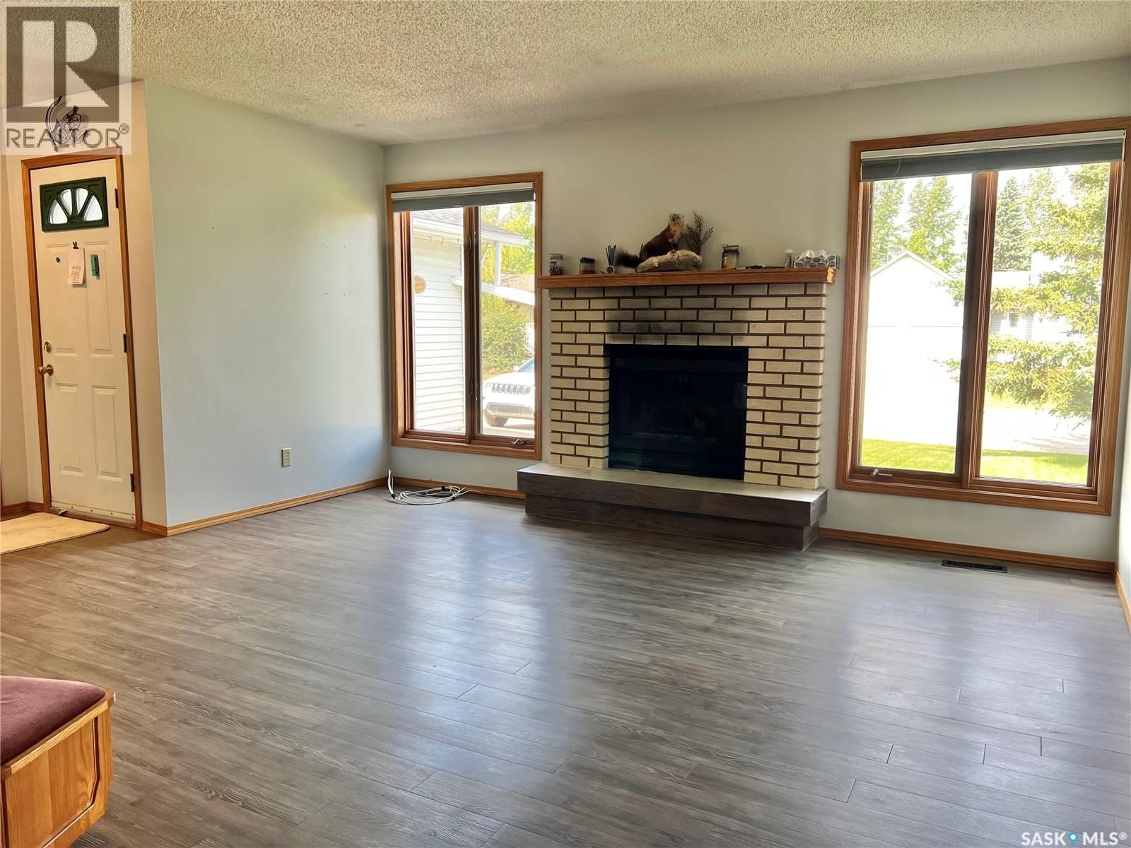 10 BIRCH STREET Image 19