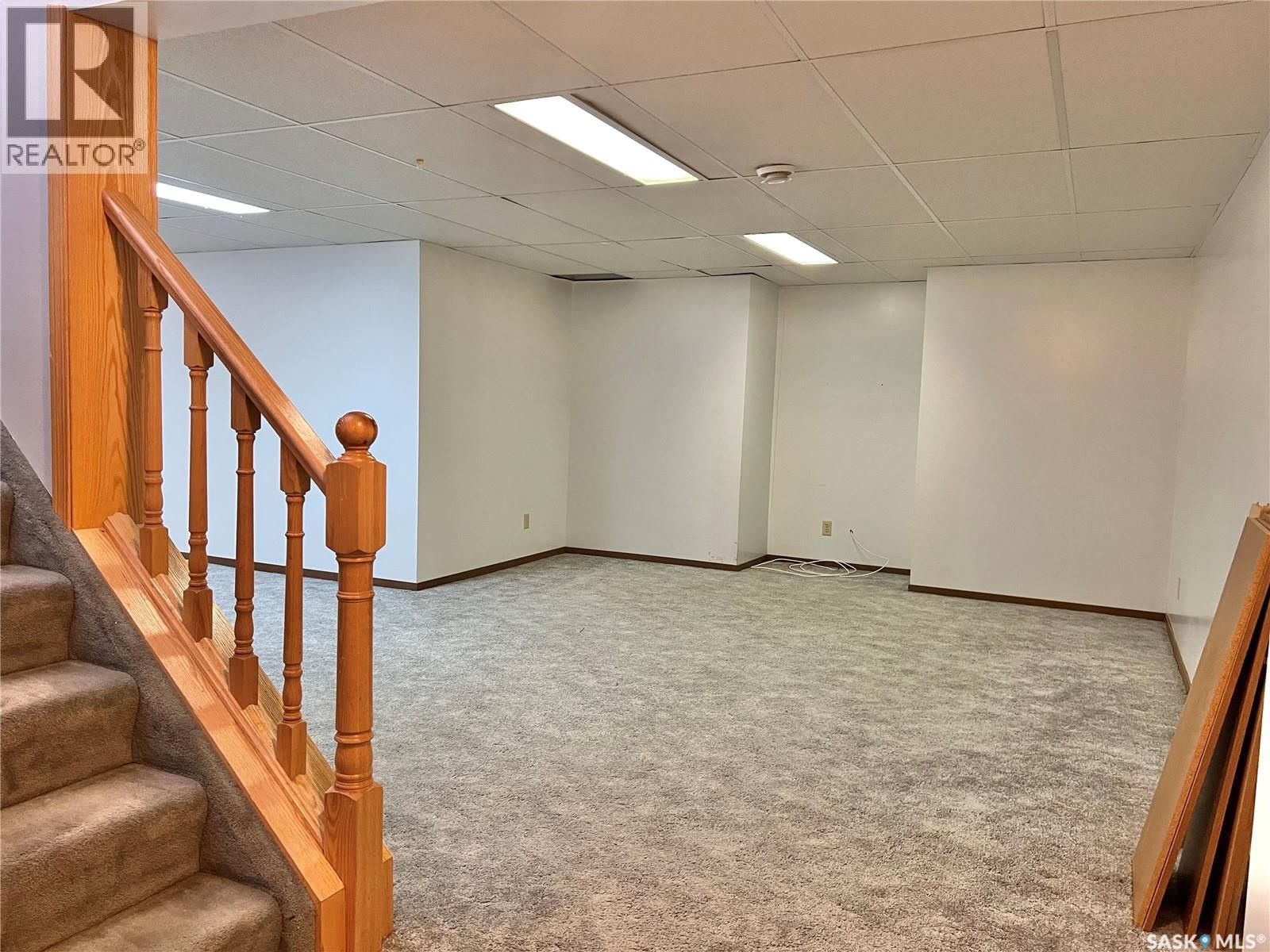 10 BIRCH STREET Image 31