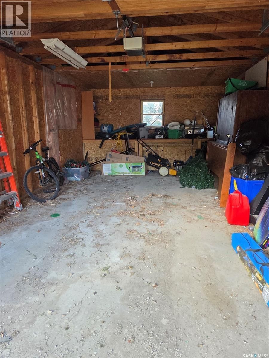 1101 KNOX AVENUE Image 26