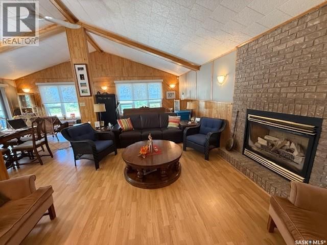 815 LAKESHORE AVENUE Image 25