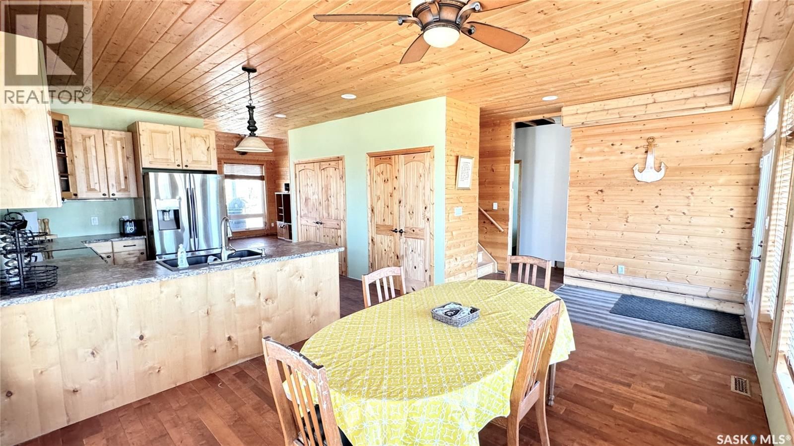 243 RUBY DRIVE Image 13