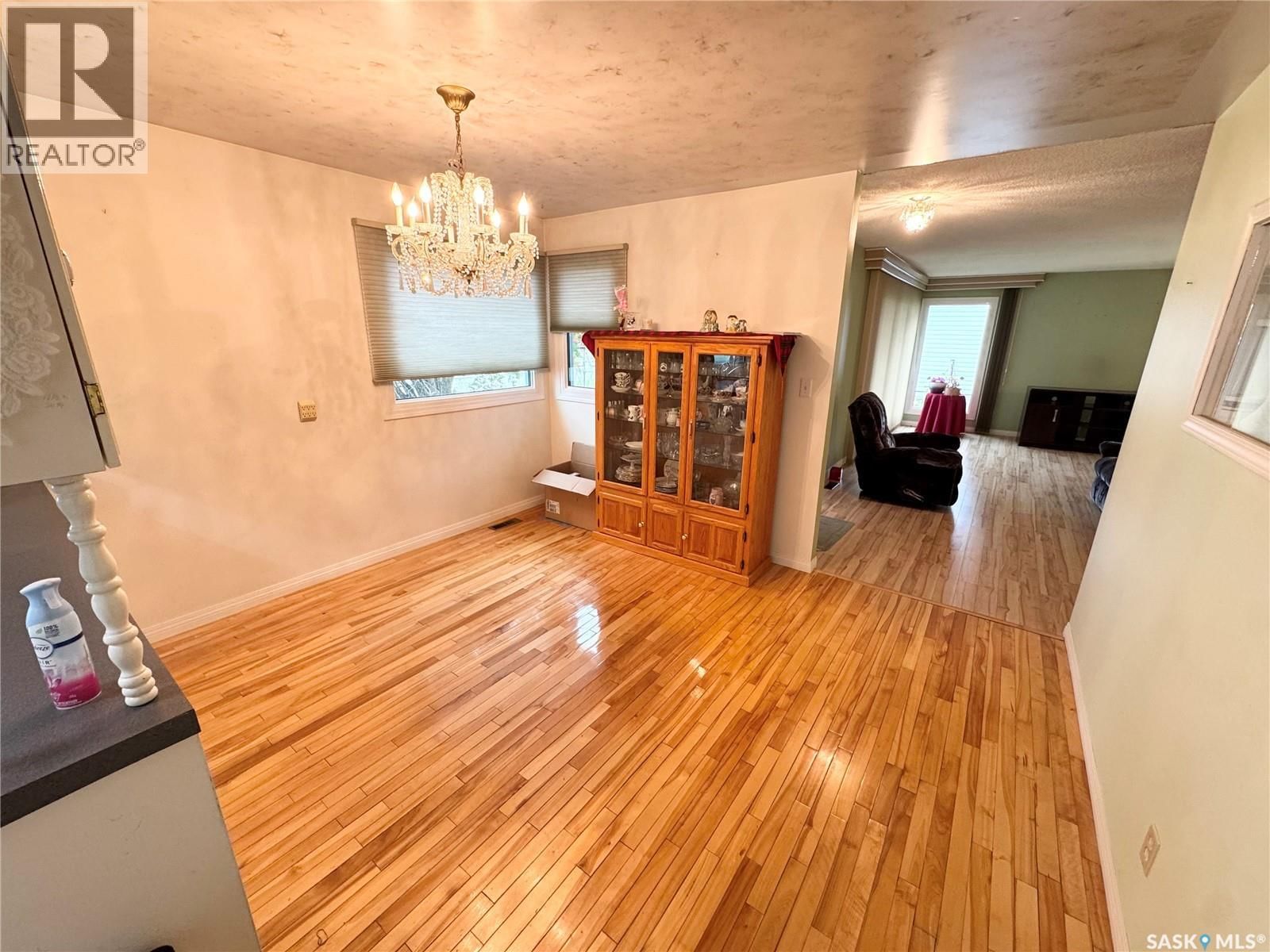 702 PORTAGE AVENUE Image 13