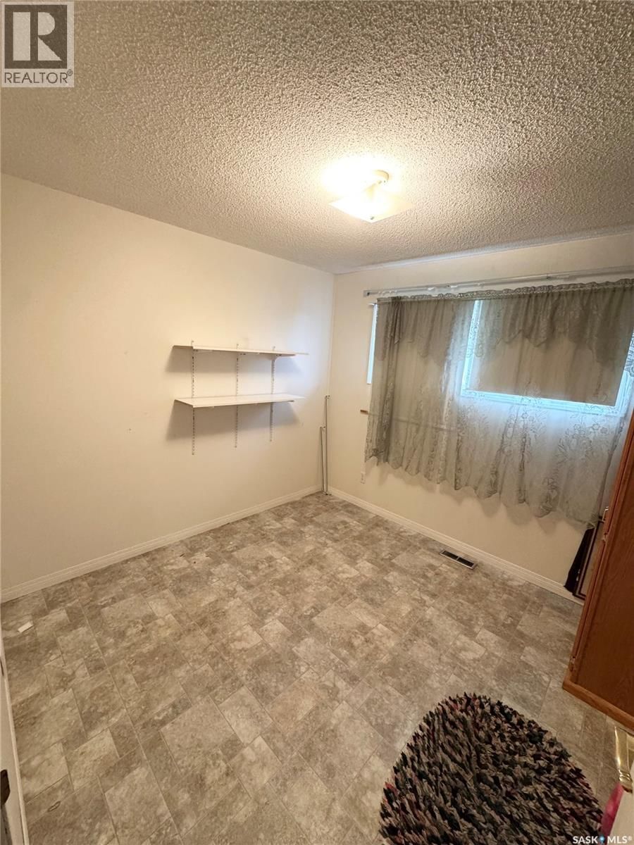 702 PORTAGE AVENUE Image 19