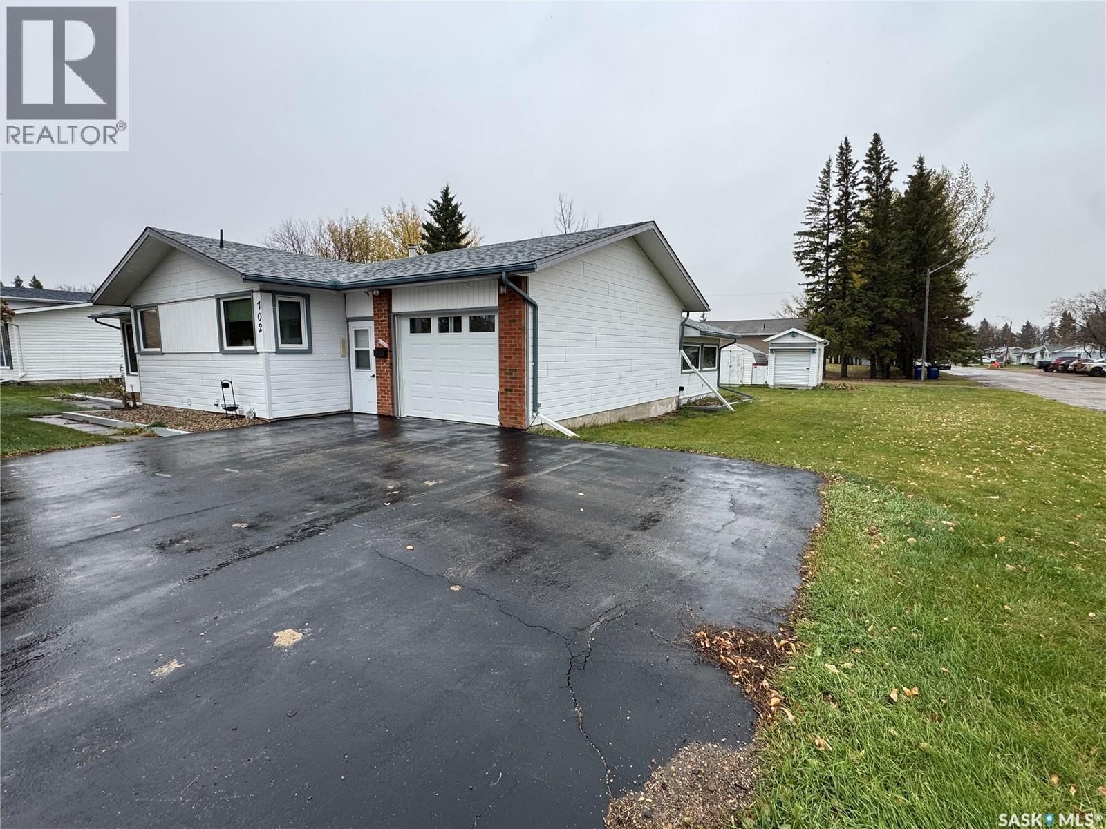 702 PORTAGE AVENUE Image 2