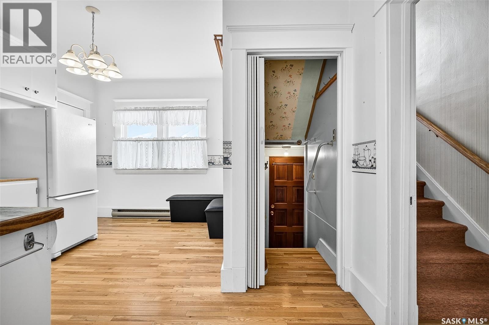 1120 3RD AVENUE Image 19